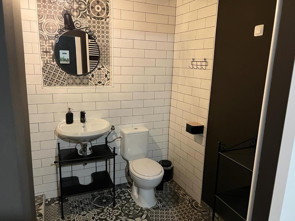4 Stars Apartments Near Airport Велика-Горица Экстерьер фото