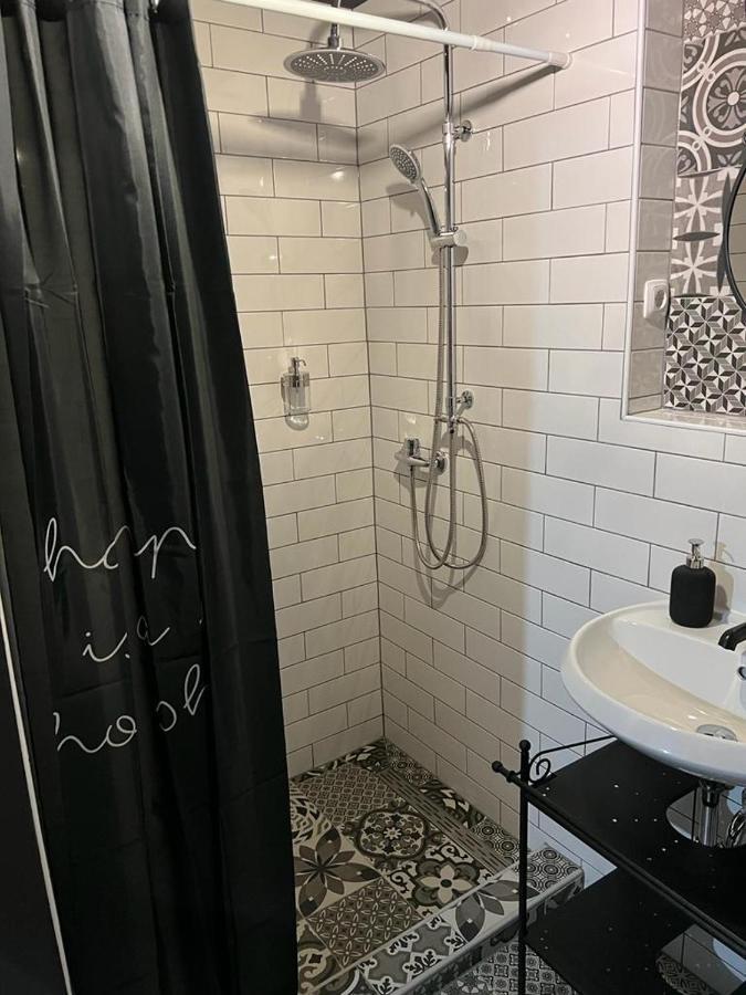 4 Stars Apartments Near Airport Велика-Горица Экстерьер фото